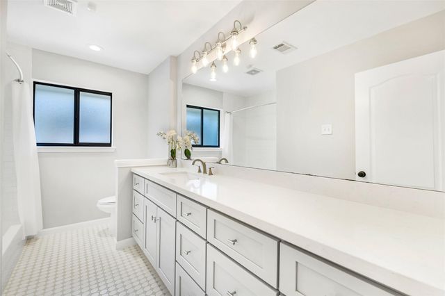 10726 Riverview Drive, Houston, TX 77042