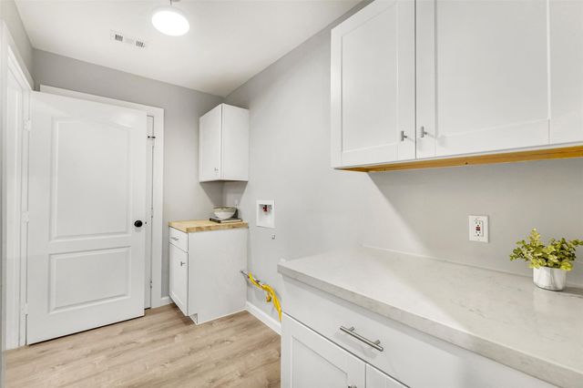 10726 Riverview Drive, Houston, TX 77042