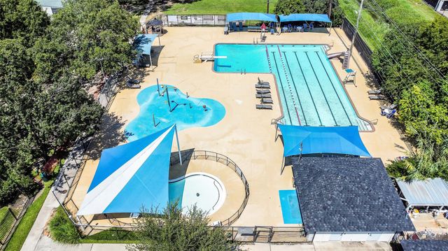 10726 Riverview Drive, Houston, TX 77042