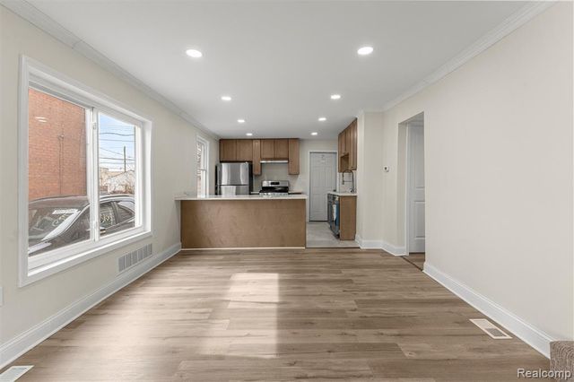 4535 Mead Street, Dearborn, MI 48126