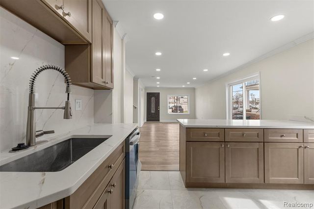 4535 Mead Street, Dearborn, MI 48126