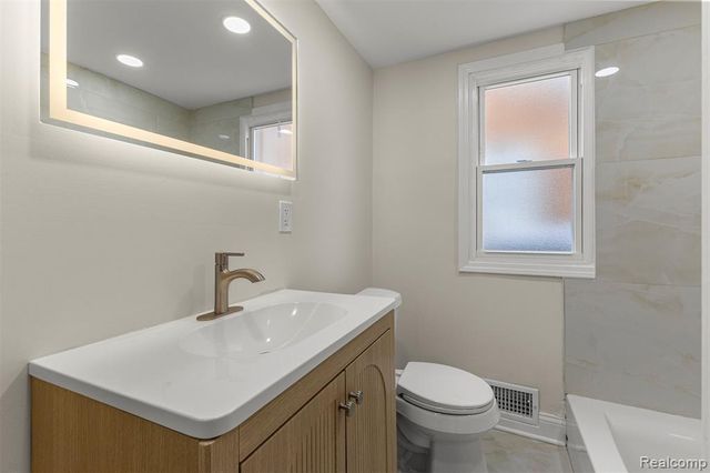 4535 Mead Street, Dearborn, MI 48126