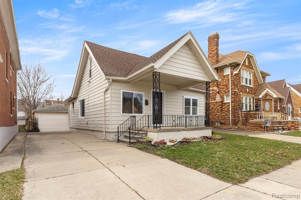 4535 Mead Street, Dearborn, MI 48126
