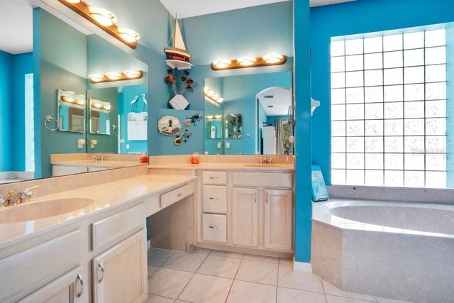 8618 TERRACE PINES COURT, Orlando, FL 32836