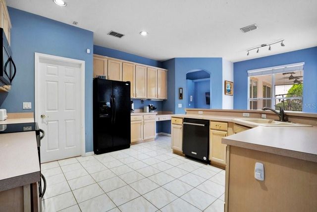 8618 TERRACE PINES COURT, Orlando, FL 32836