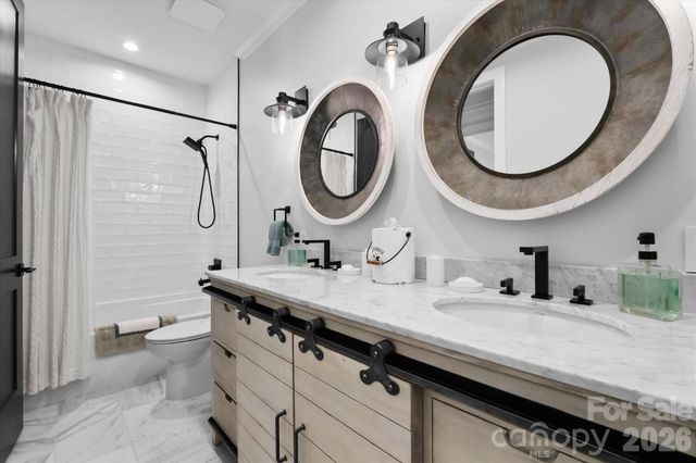 16717 Yardarm Lane, Cornelius, NC 28031