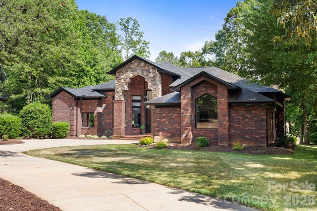 8806 Hearthstone Court, Terrell, NC 28682