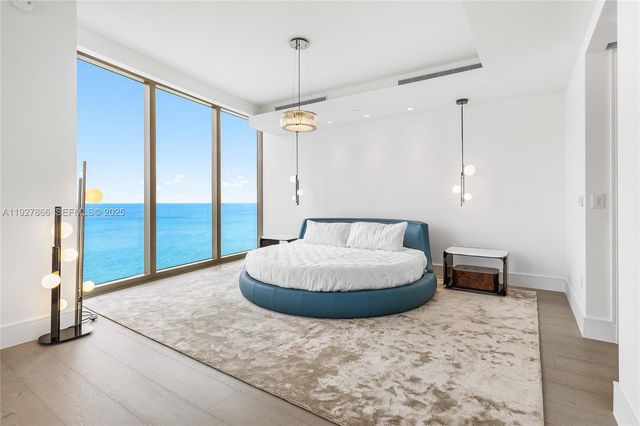 17975 Collins Ave N-3502, Sunny Isles Beach, FL 33160