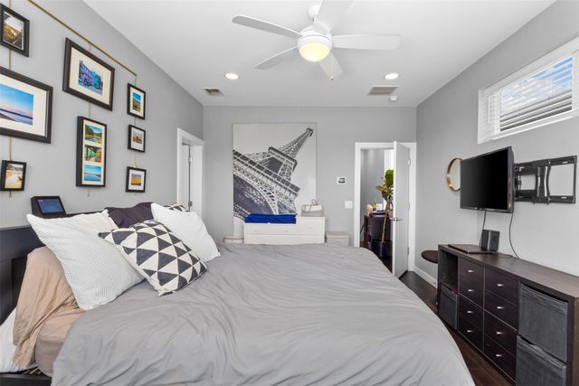 1011 Gallivant Lane, Dallas, TX 75218
