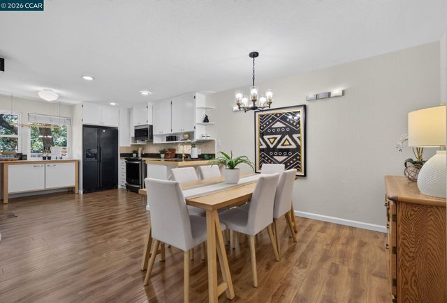911 Dewing Ave, Lafayette, CA 94549