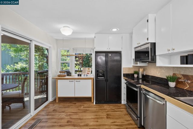 911 Dewing Ave, Lafayette, CA 94549