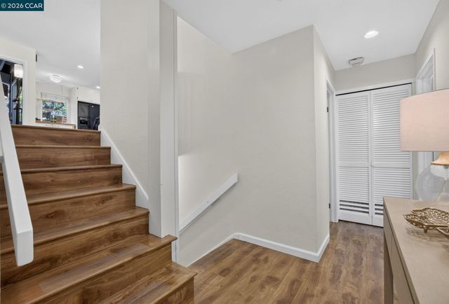 911 Dewing Ave, Lafayette, CA 94549