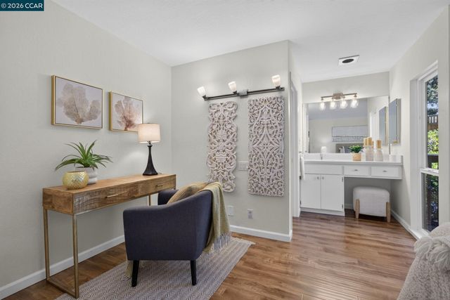 911 Dewing Ave, Lafayette, CA 94549