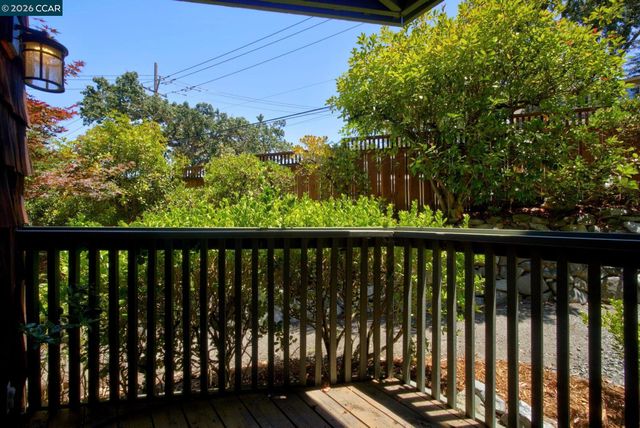 911 Dewing Ave, Lafayette, CA 94549