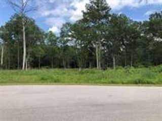 142 County Road 6324b, Dayton, TX 77535