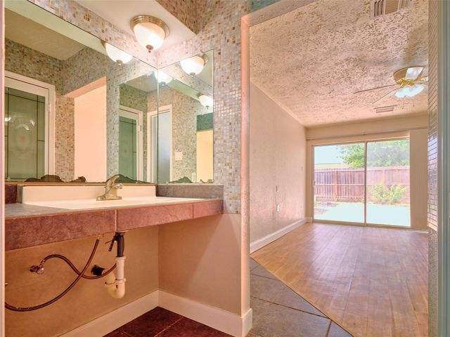 22106 Fincastle Drive, Katy, TX 77450