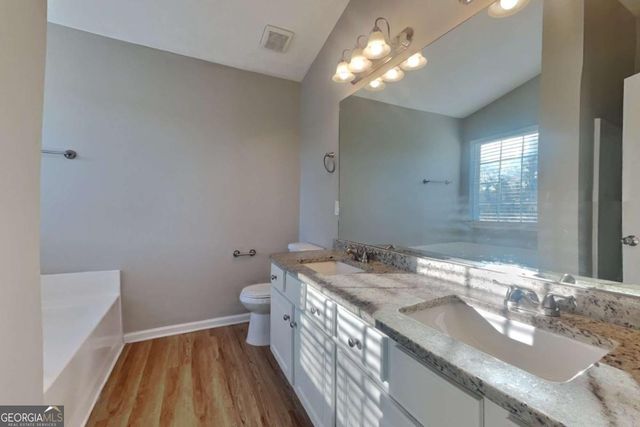 7570 Old Field Cove Road, Cumming, GA 30028