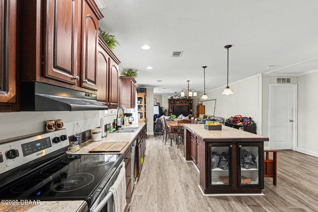 960 Still Road, Pierson, FL 32180