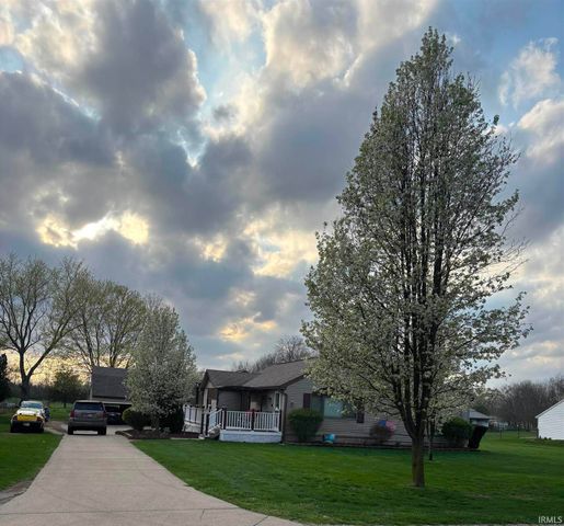 51837 Mayflower Road, South Bend, IN 46628