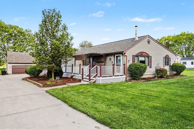 51837 Mayflower Road, South Bend, IN 46628