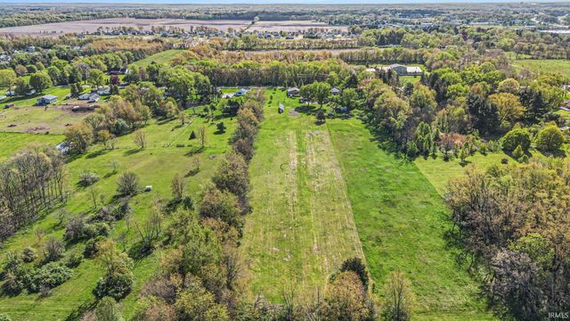 51837 Mayflower Road, South Bend, IN 46628