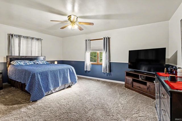 51837 Mayflower Road, South Bend, IN 46628