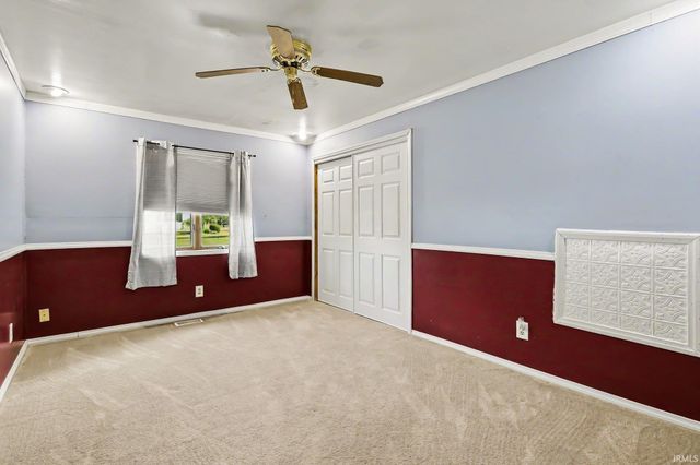 51837 Mayflower Road, South Bend, IN 46628