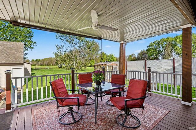 51837 Mayflower Road, South Bend, IN 46628