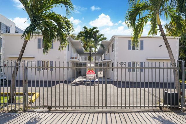 1630 NW 18th St 3, Miami, FL 33125