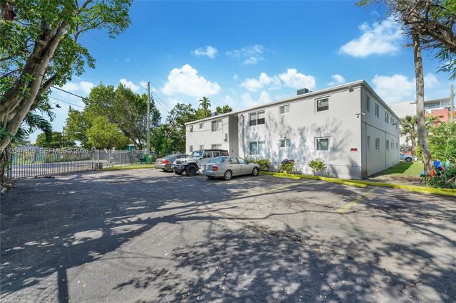 1630 NW 18th St 3, Miami, FL 33125