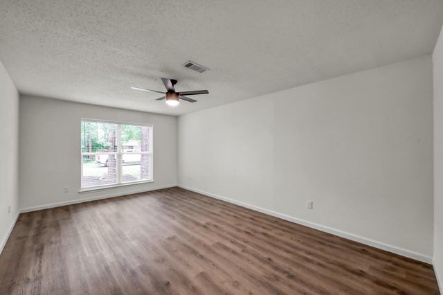 155 Rushwing Place, The Woodlands, TX 77381
