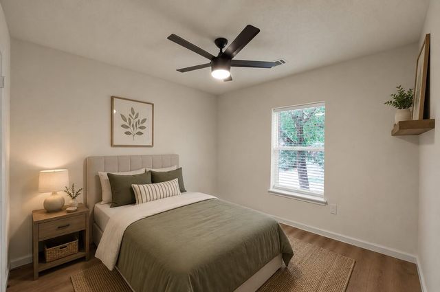 155 Rushwing Place, The Woodlands, TX 77381