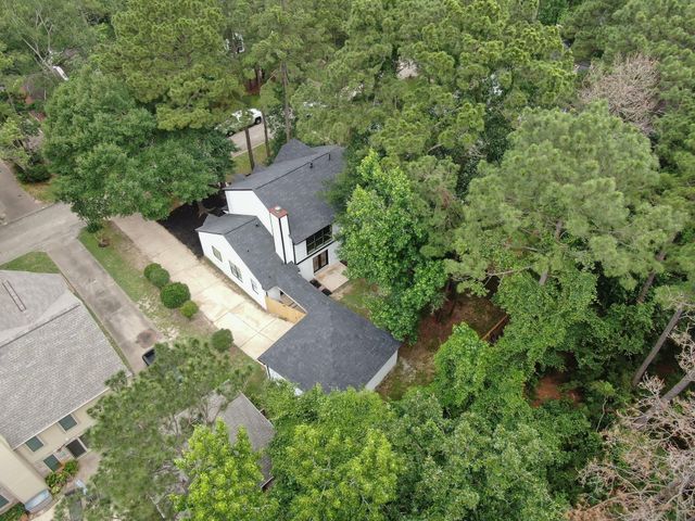 155 Rushwing Place, The Woodlands, TX 77381
