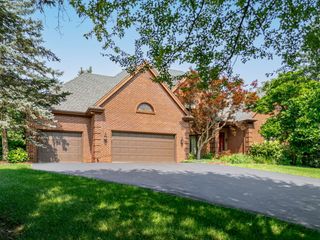 11734 GLEN EAGLES Lane, Belvidere, IL 61008