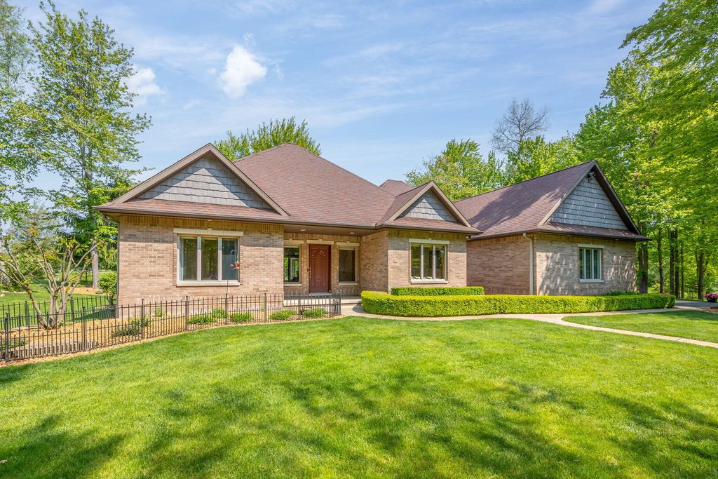 6511 Dublin Drive, Morton Twp, MI 49346