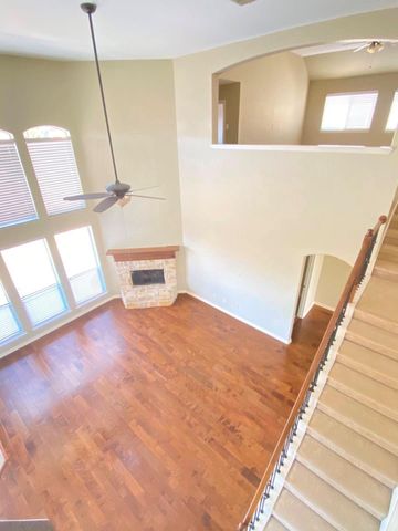 6204 diamond Drive, Mckinney, TX 75070