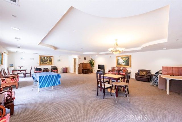 208 N Lincoln 309, Monterey Park, CA 91755