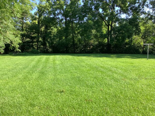 327 Old Hickory Road, New Lenox, IL 60451