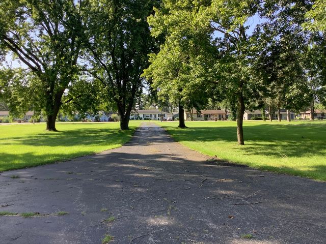 327 Old Hickory Road, New Lenox, IL 60451
