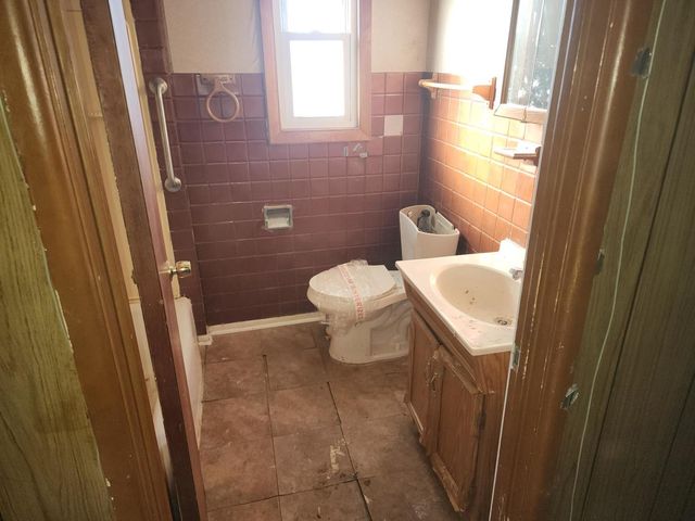 11538 S Laflin Street, Chicago, IL 60643