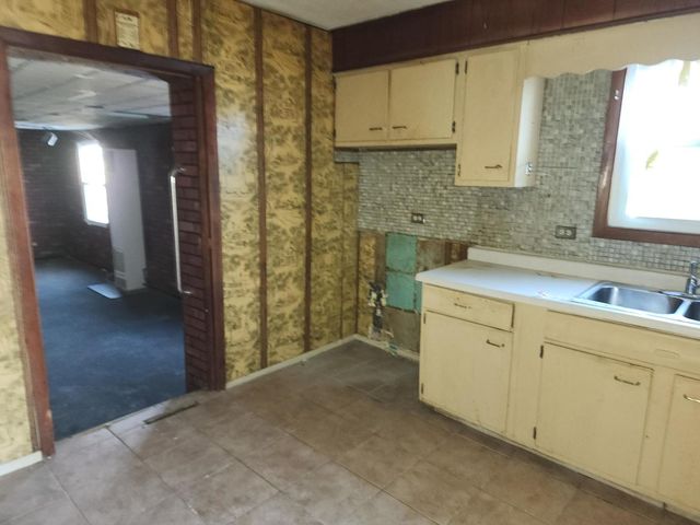 11538 S Laflin Street, Chicago, IL 60643