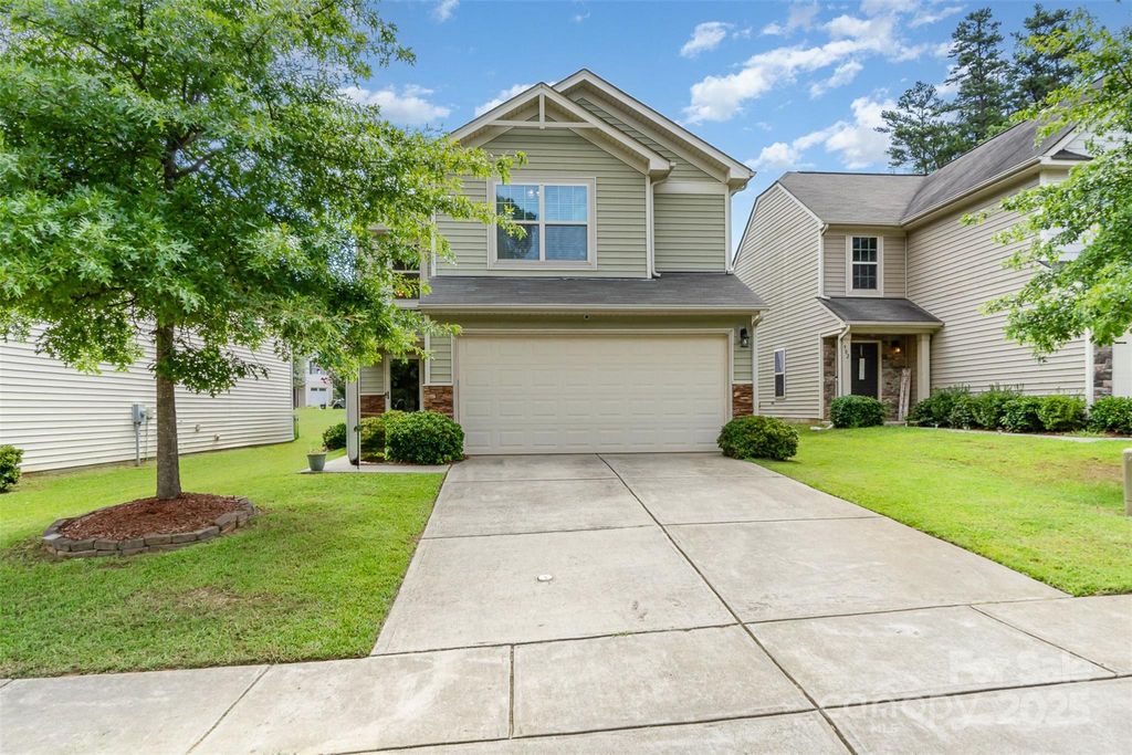 906 Rook Road, Charlotte, NC 28216