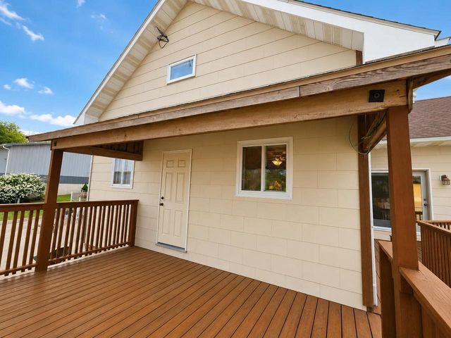 1004 Water Avenue, Hillsboro, WI 54634