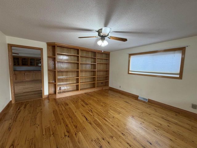 1004 Water Avenue, Hillsboro, WI 54634