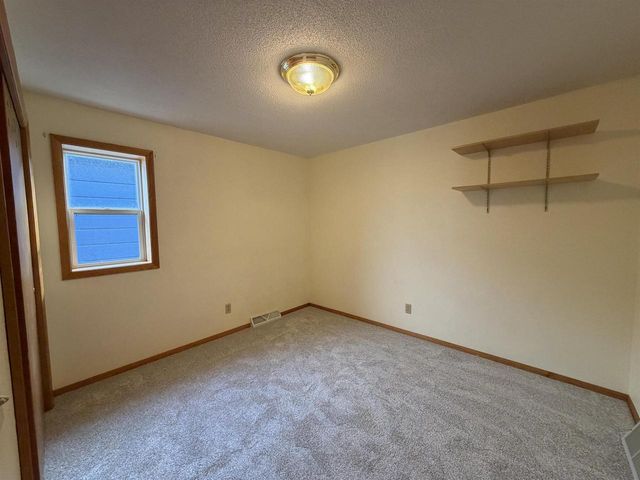 1004 Water Avenue, Hillsboro, WI 54634