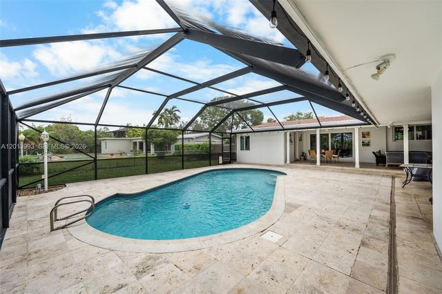 12425 SW 91st Ave, Miami, FL 33176