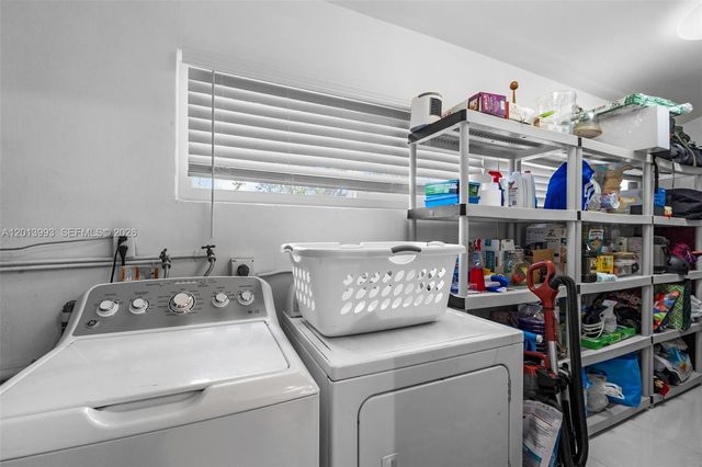 12425 SW 91st Ave, Miami, FL 33176