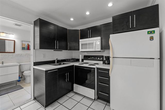 12425 SW 91st Ave, Miami, FL 33176