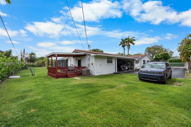 12425 SW 91st Ave, Miami, FL 33176