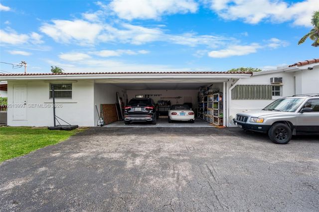12425 SW 91st Ave, Miami, FL 33176